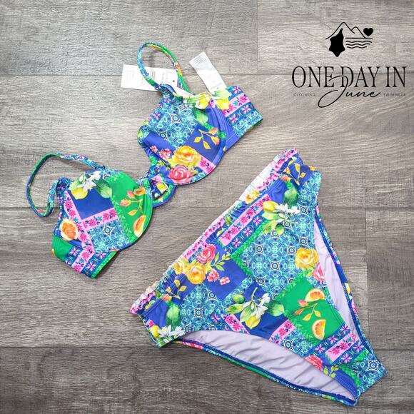 Cupshe High Waist Underwire Bikini Swimsuit Size M - Picture 3 of 7